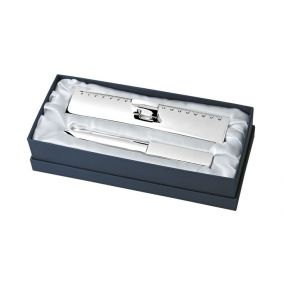 Righelli e tagliacarte